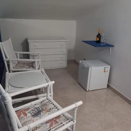 Wendy House Bed & Breakfast 4*