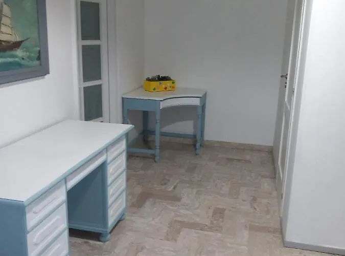 Wendy House ベッド・アンド・ブレックファスト バーリ