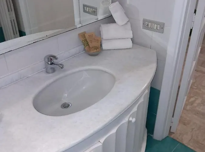 ベッド・アンド・ブレックファスト Wendy House 4*