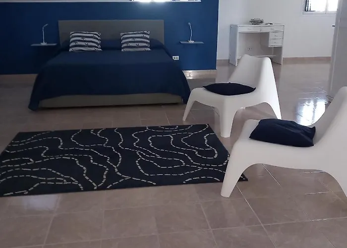 ベッド・アンド・ブレックファスト Wendy House バーリ